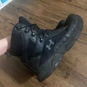 Size 10 men’s tactical under armor boots